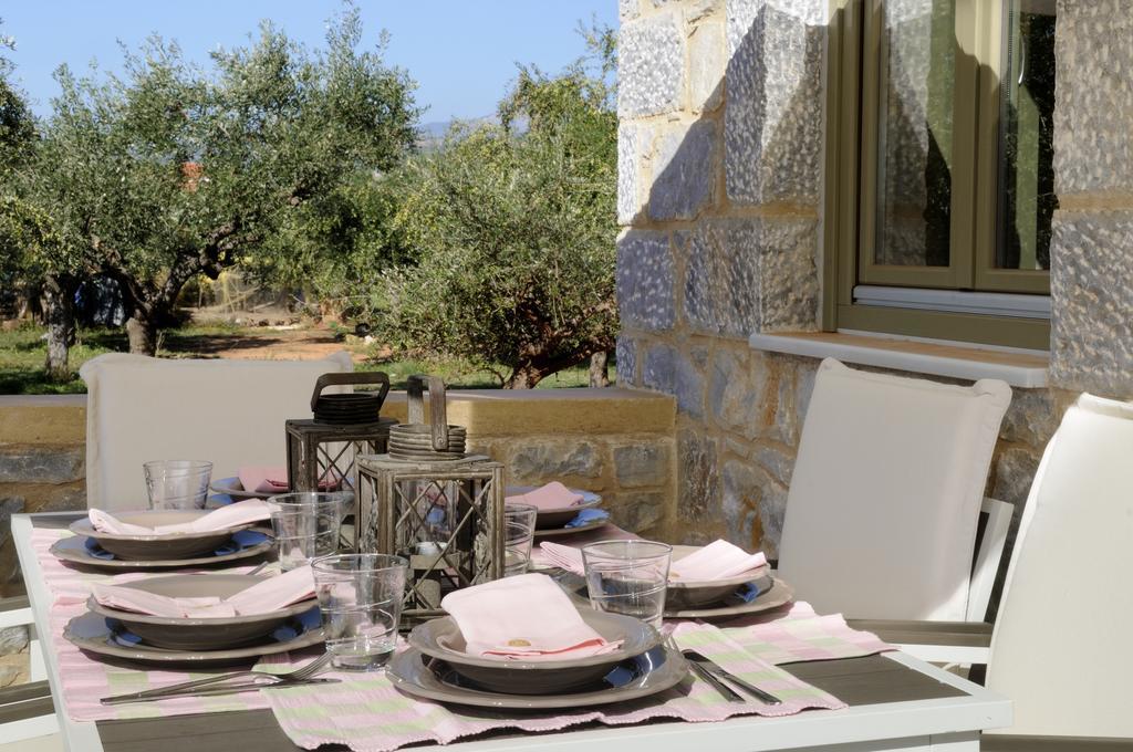Nikoloudi Estate Ferienhaus